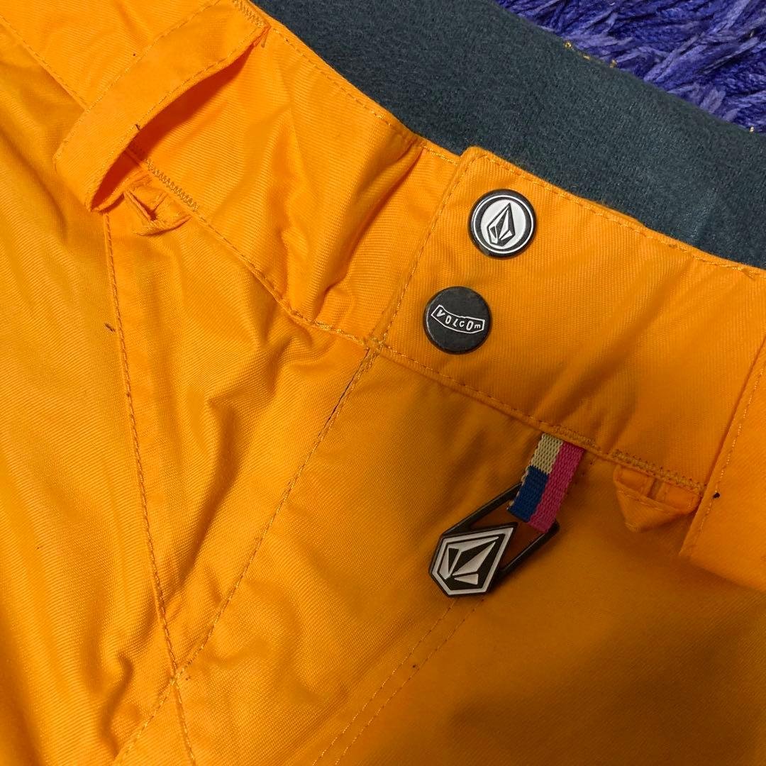 Volcom レディースSsize (日本のM位) オレンジ色　送料込み