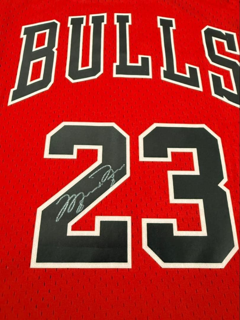 マイケル・ジョーダン 直筆サインシカゴ・ブルズ NBAユニフォーム