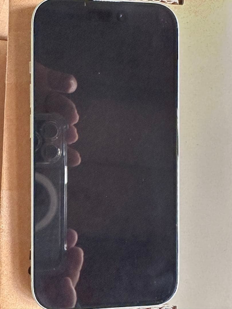 iPhone15 グリーン 128GB