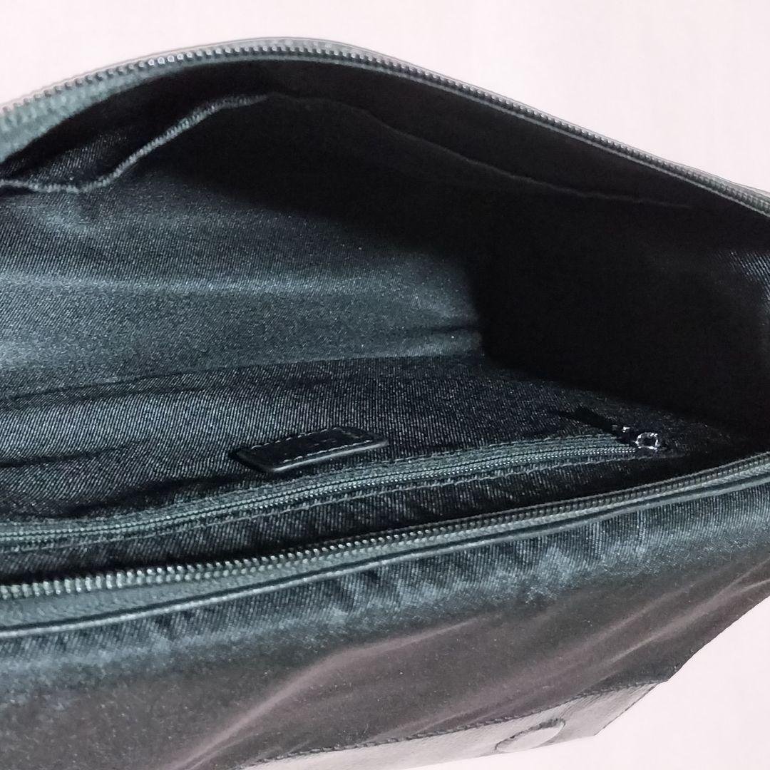 【新品】イアパピヨネ ダルメシアン ワイドテープボディバッグ