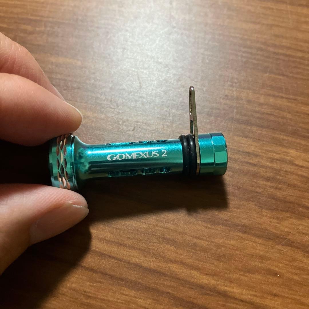 美品　ゴメクサス　エメラルダスカラー　ダブルハンドル　ダイワ専用スタンド