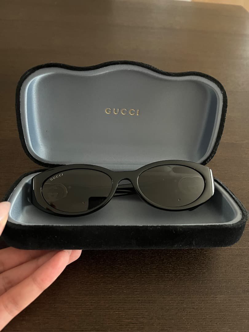GUCCI ブラック ラウンドサングラス ケース付き