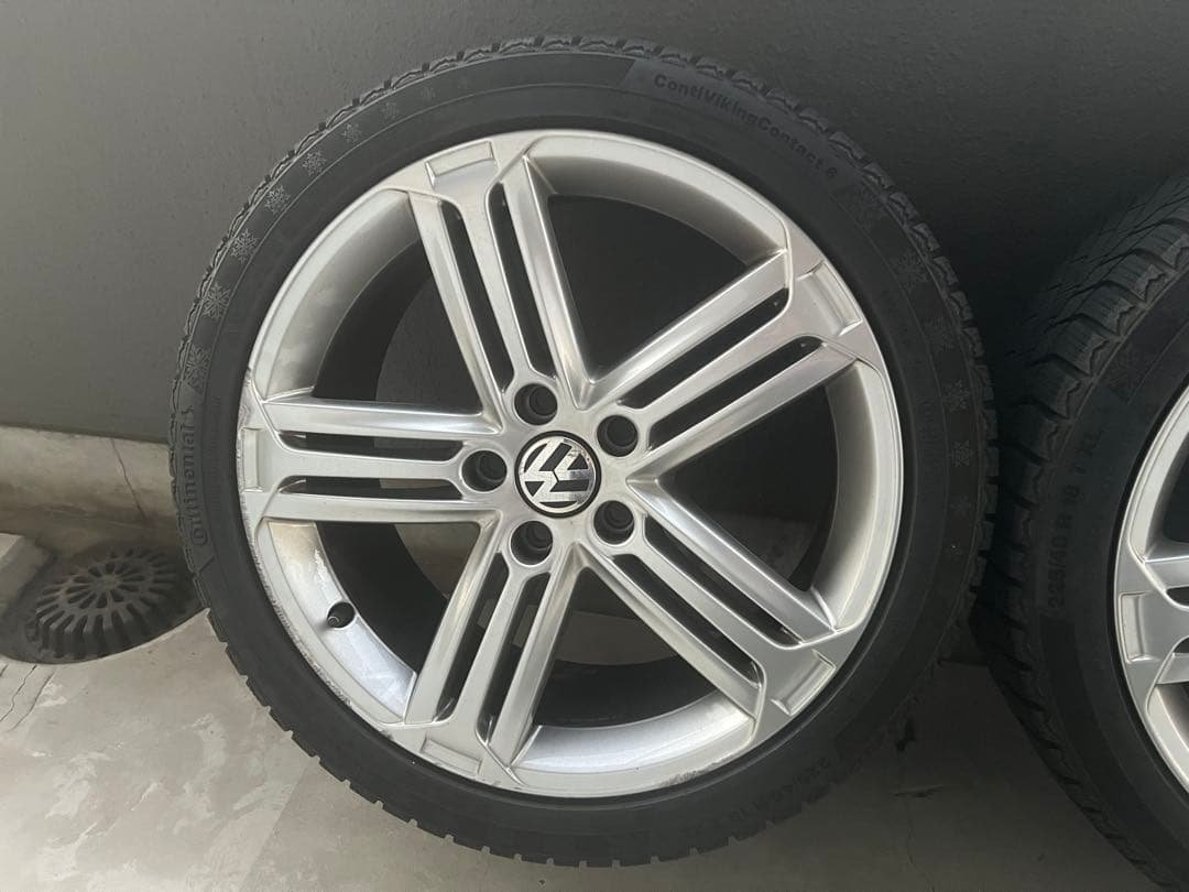Volkswagen 225/40 R18 ホイールスタッドレスセット(3/4)