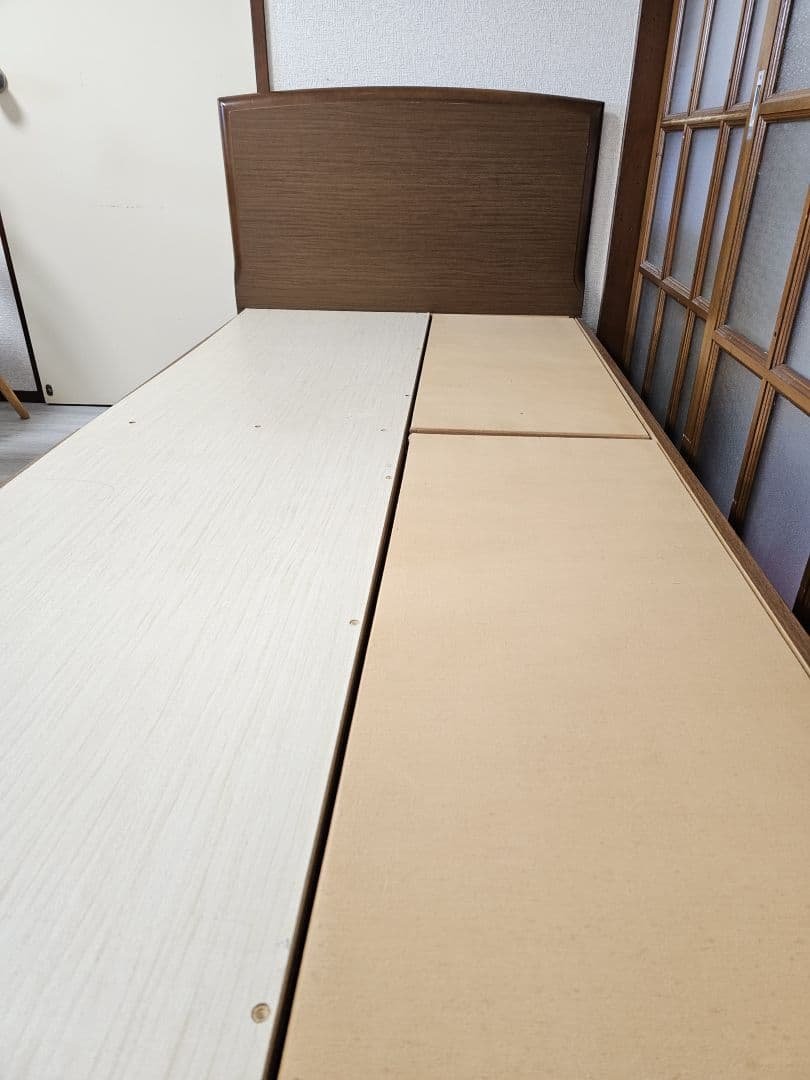 (関東エリア方に向け）シングルベッドフレーム 木製 ブラウン