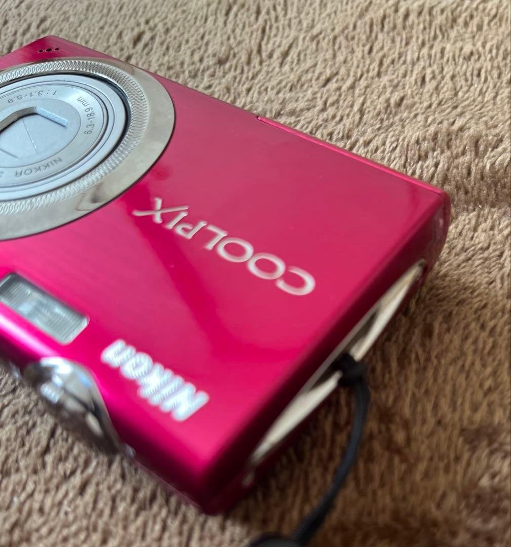 Nikon ニコン　COOLPIX S230 クールピクセル　デジカメ　コンデジ