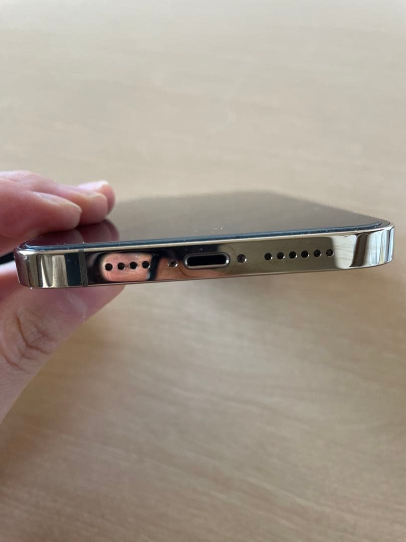 美品　Apple iPhone 12 Pro Max 本体