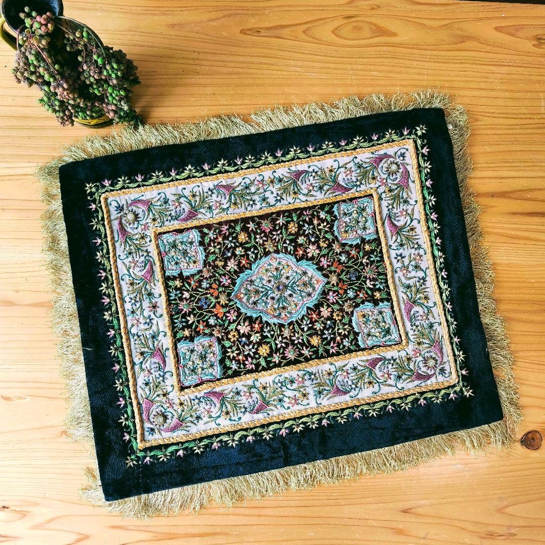 フランス　ヴィンテージ　ビジュー　刺繍　ランチョン　マット　タペストリー