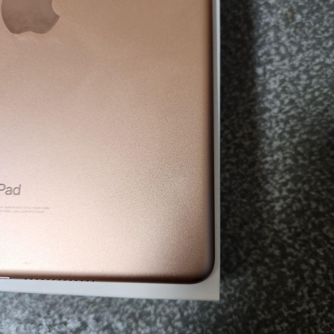 Apple iPad (第6世代) 128GB バッテリー容量96%