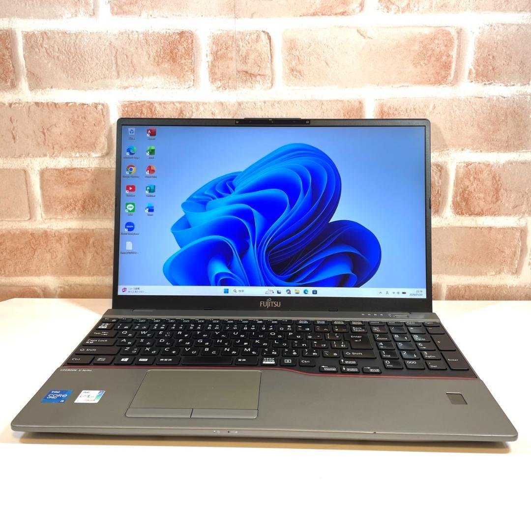 ★定番スペック★ 2021年製 15.6型 第11世代i5 富士通 FH09