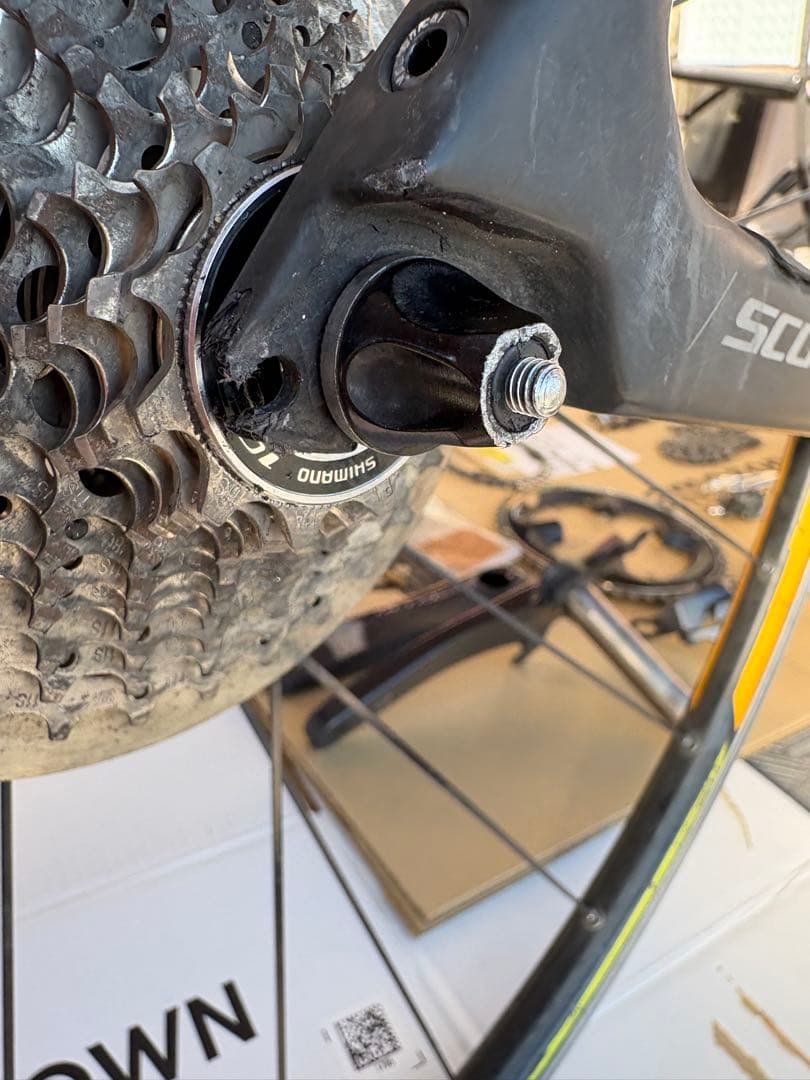 ジャンク品 　SCOTT ADECT10 ロードバイク　カーボンフレーム