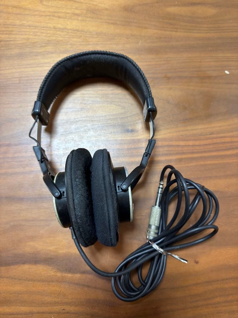 SONY MDR-CD900ST 業界標準有線ヘッドホン