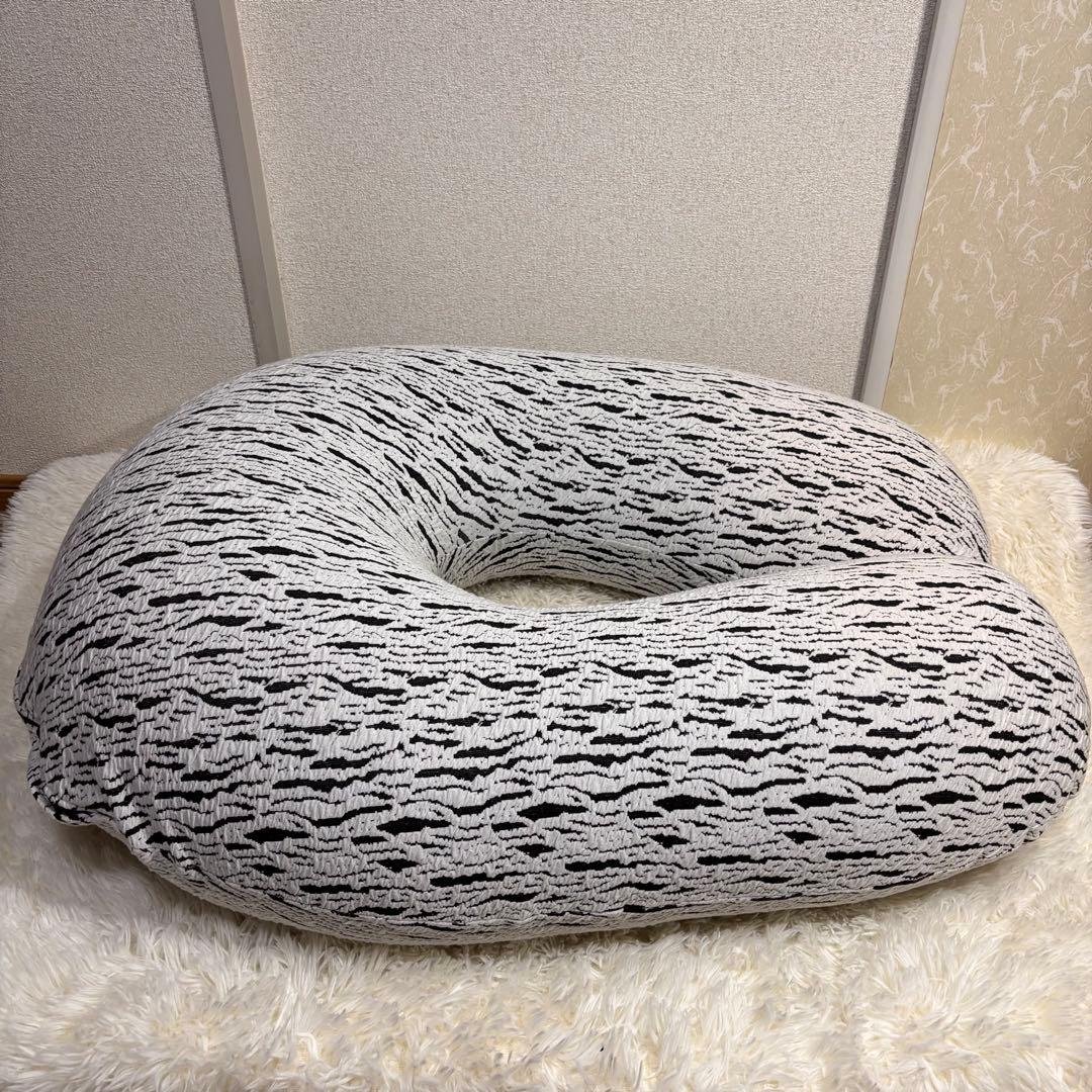 美品 Yogibo ヨギボー CT-6817（NH）U字タイプ