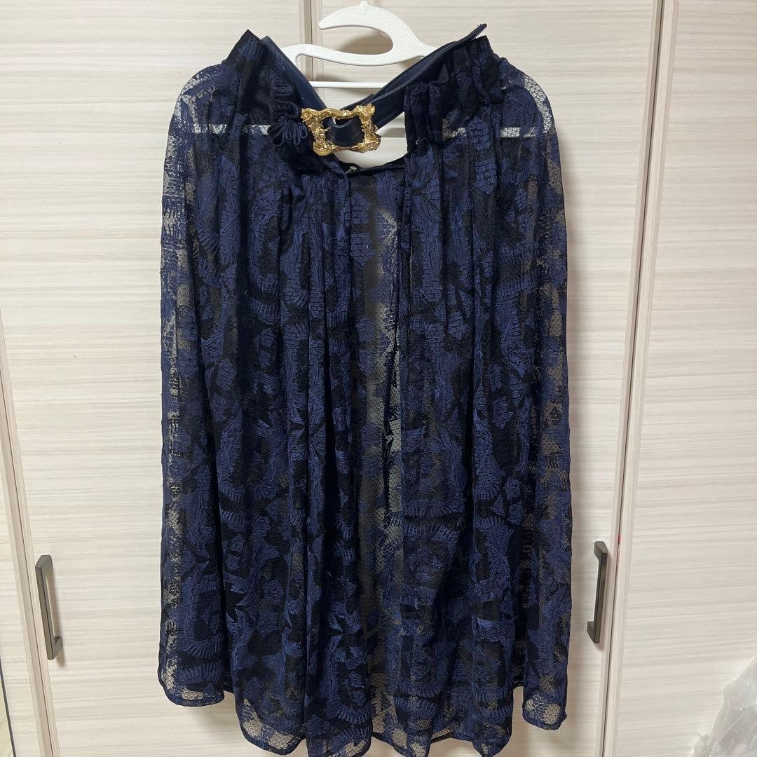 ハザマ　ha | za | ma 窓辺でそよぐカーテンヴェールのレザーベルト